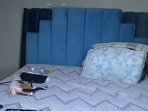 melanin_moon webcam