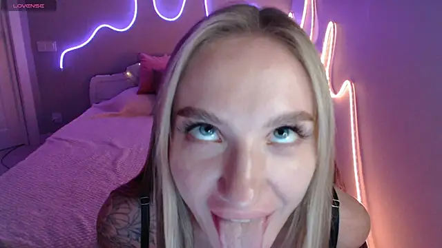 MirrraMisss webcam