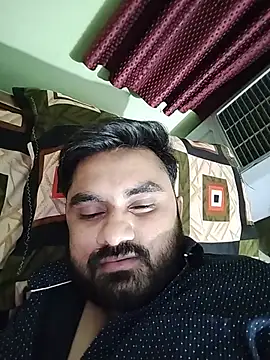 loyalboy_0052 webcam