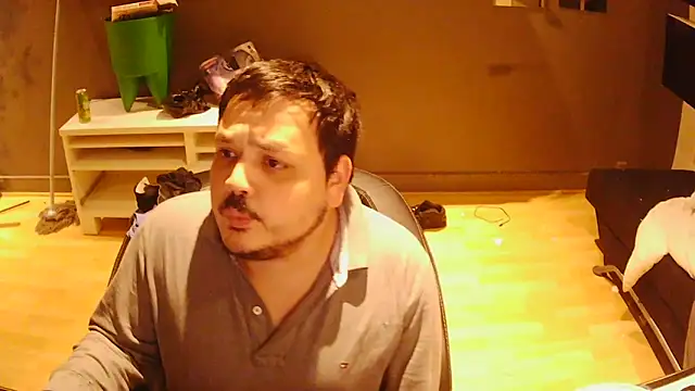 Bebemickey75 webcam
