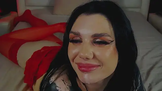 MaeveMoon webcam