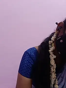 DarkRoseQueen webcam