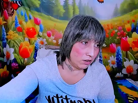 indianroxy webcam
