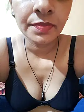 MILFybar webcam