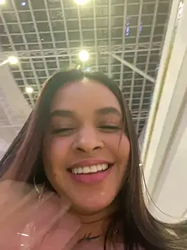 sarah_salis_ webcam
