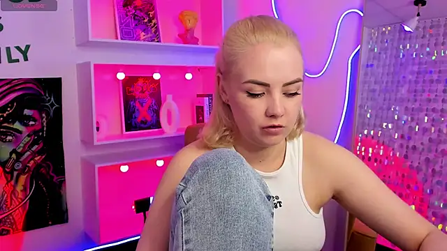 StephanieSweety webcam