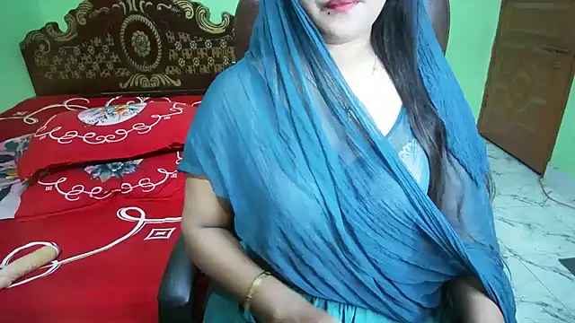 BengaliQueenStar webcam