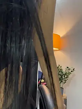 escape_with_me webcam