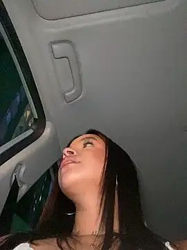 sarah_salis_ webcam