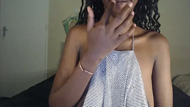 Blacktittiex02 webcam