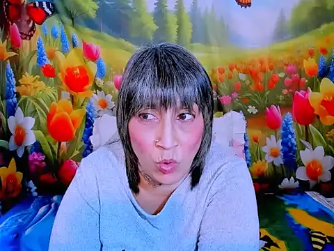 indianroxy webcam