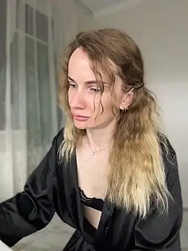 AinyrVixxen webcam
