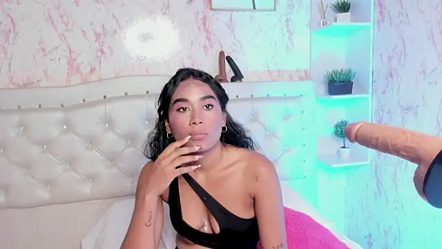Horny_Brunette_ webcam