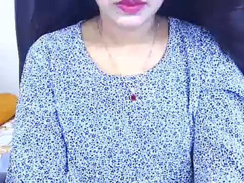 Noor_Zarin webcam