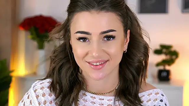 AishaSins webcam