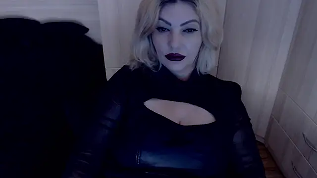 MistressDemi webcam