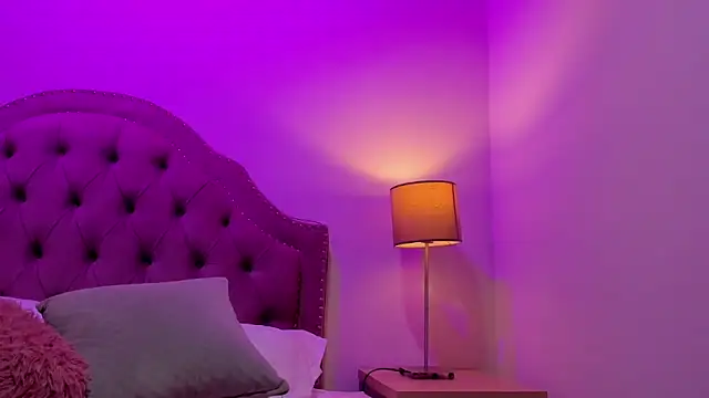 Mia_Culpa live sex cam