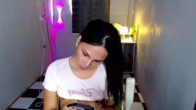 SanyaGirlx webcam