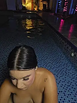 Pretty_Julieta webcam