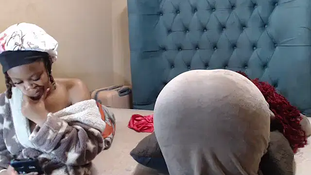 EbonyEssence webcam