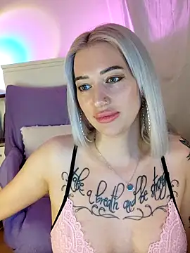 Gina-Lumara webcam