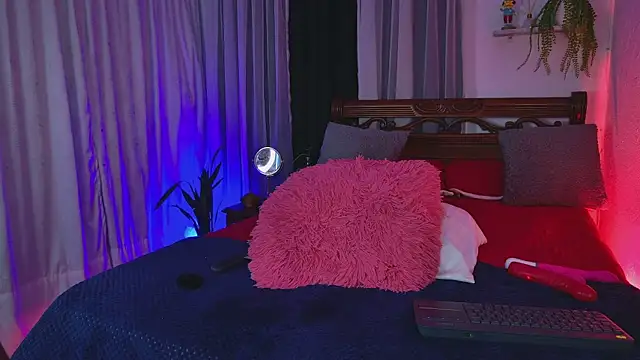 Ginger-Foxy webcam