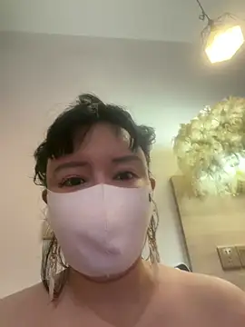 mia-zhan (F milf) - 早安安 睡过头了 口交大肉棒2分钟