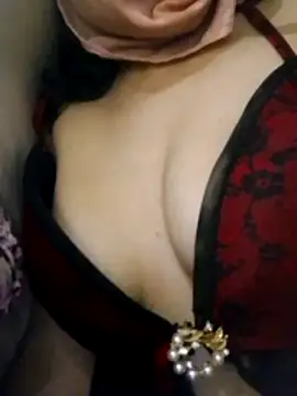 Almas-arabic webcam