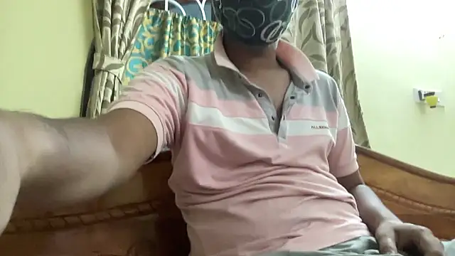 Slave_Aryan webcam