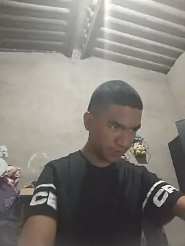 Luy_Moon webcam