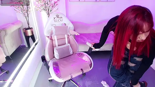 Nahomi_velmont