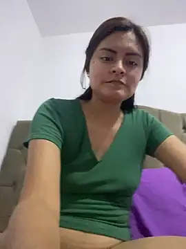 Debora9703 webcam