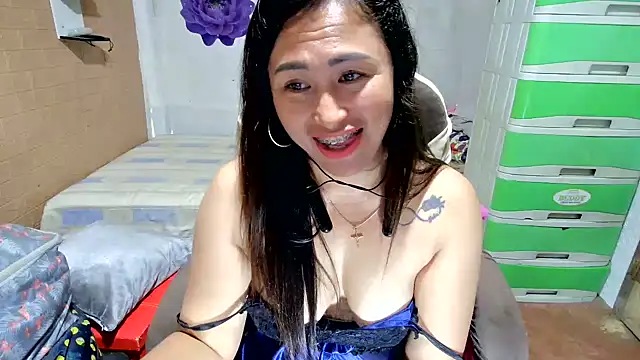 Filipina_Desire webcam