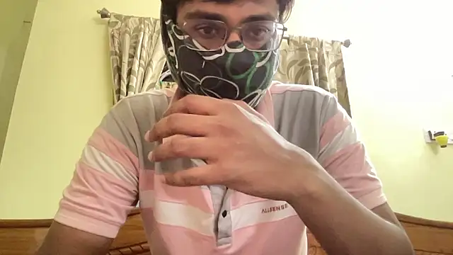 Slave_Aryan webcam