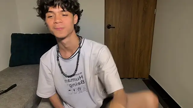 OopsAgain_ webcam