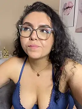 AlmaraRouge webcam