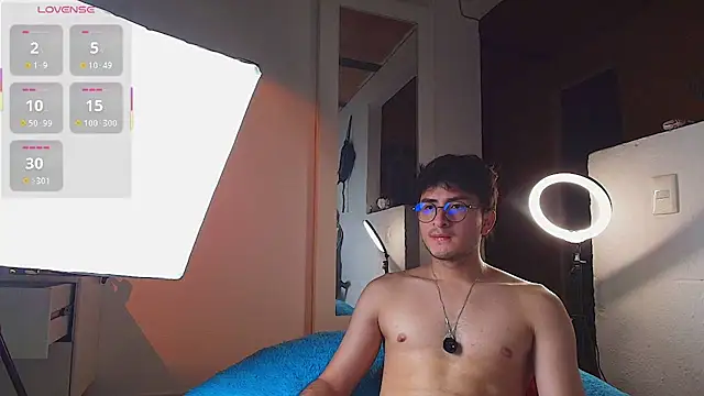 santyago_taylor webcam