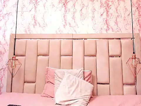 Spicy_Lily_ webcam