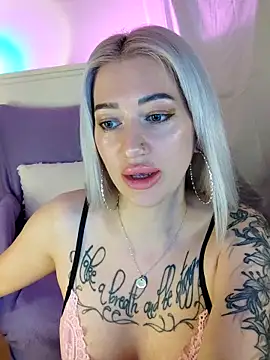 Gina-Lumara webcam
