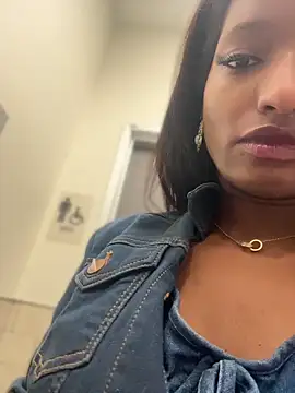 NicoleCocksXXX