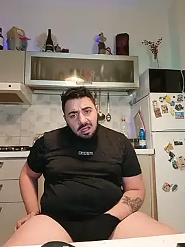 bear_skinny webcam