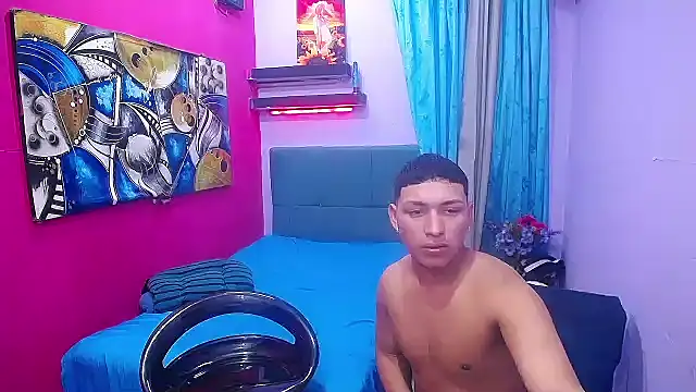 twink_fucks webcam
