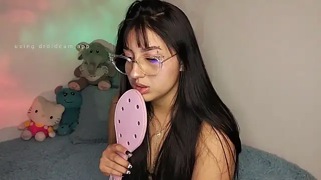 Kiara_Mirage webcam