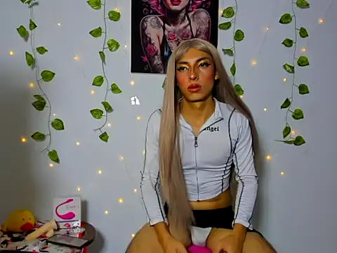 xamila_muaa webcam