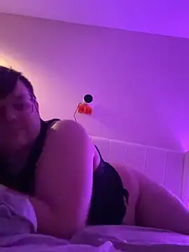 ZetlinRose93 webcam