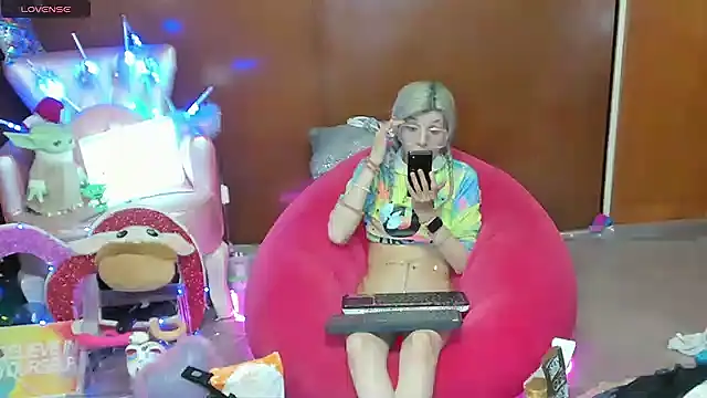 Skinygirl webcam