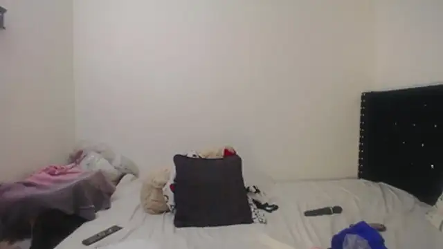 Chantalvedette webcam