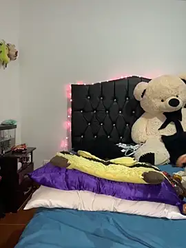 Melina-54