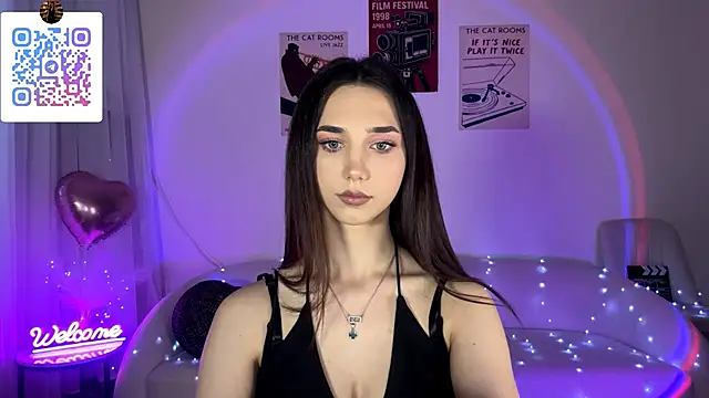 LinaMour webcam