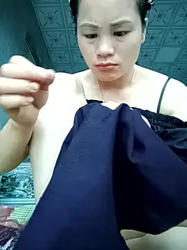 l_kiss webcam